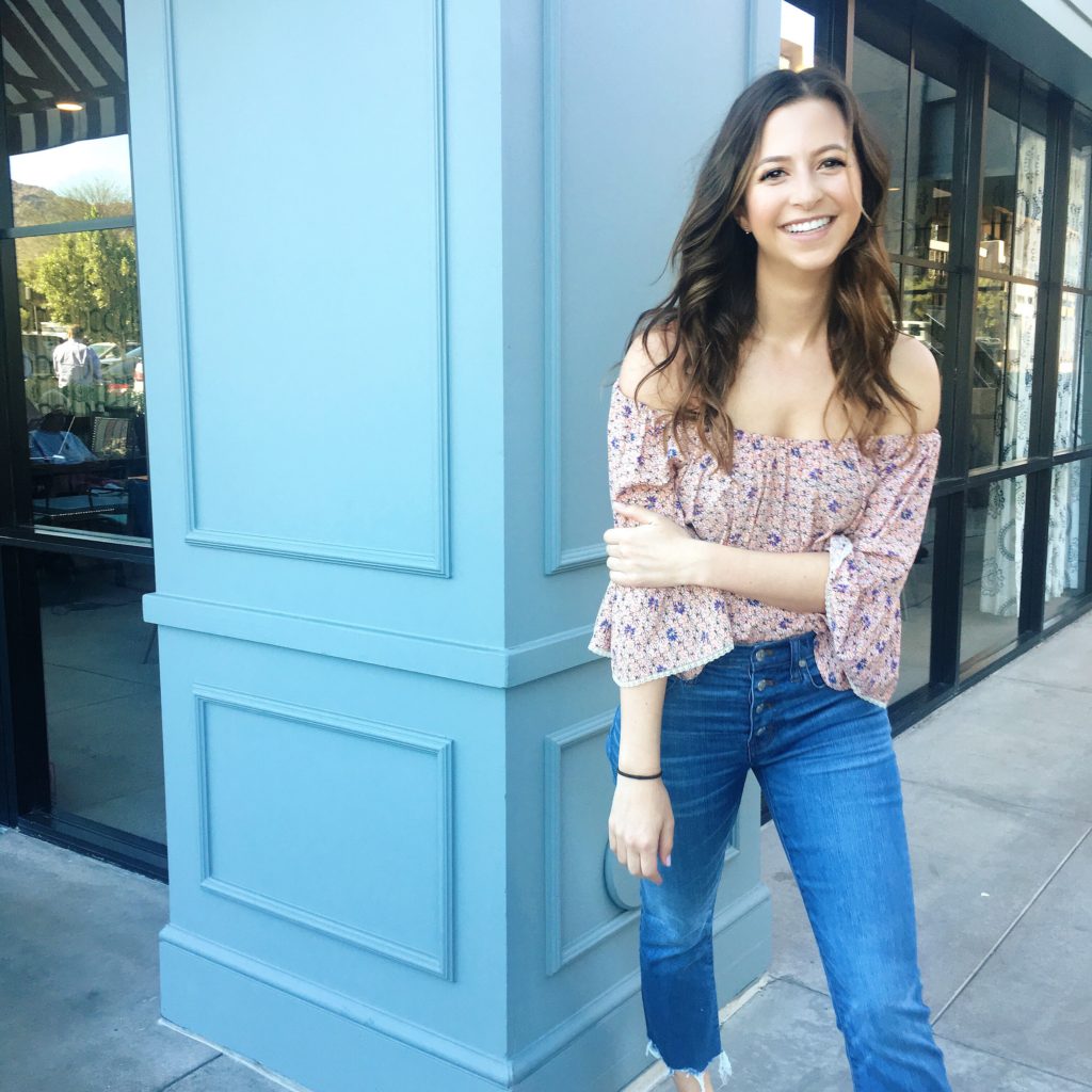 My trick to getting every new pair of Madewell jeans I buy for $20 off! It's the perfect opportunity to clear space in your closet and help the community!